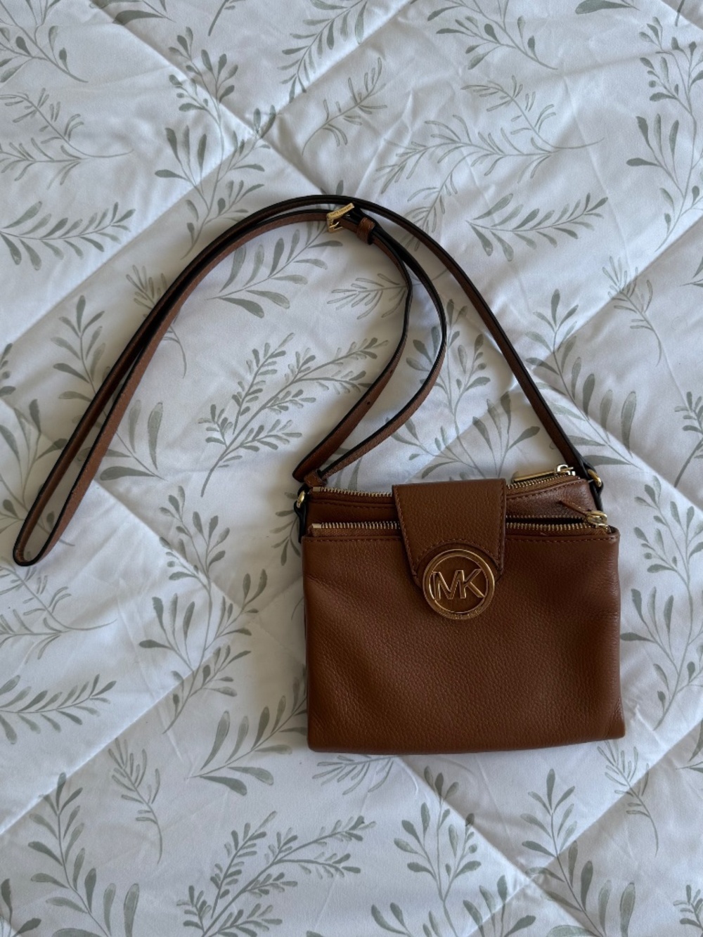 Michael Kors Crossbody Purse